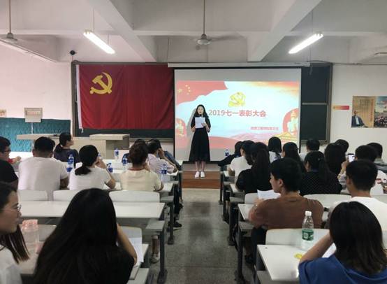 说明: C:\Users\W\Desktop\null122a1cb6859746a7.jpg