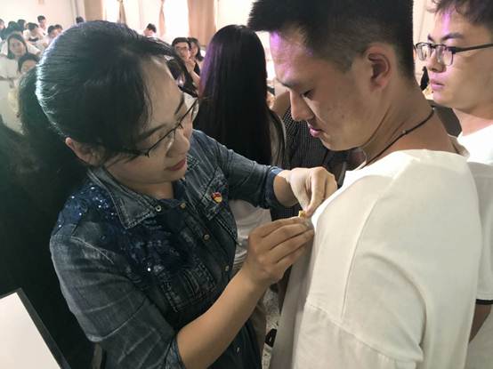 说明: C:\Users\W\Documents\Tencent Files\281086123\FileRecv\MobileFile\null54ab230503fcf61d.jpg